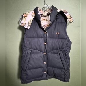 Fred Perry Blue and Gold Logo Tag